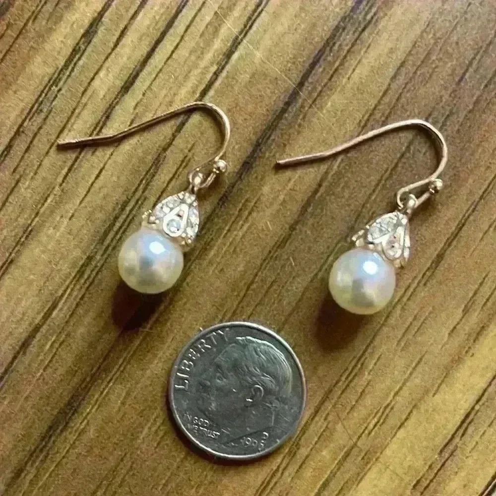 Elegant Gold and Crystal Pearl Drop Earrings